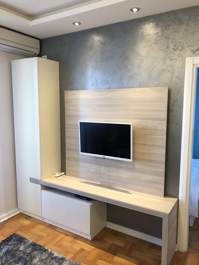 5 Stars Apartment With Free Garage Place ノヴィ・サド エクステリア 写真